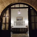 Porolithos Boutique Hotel