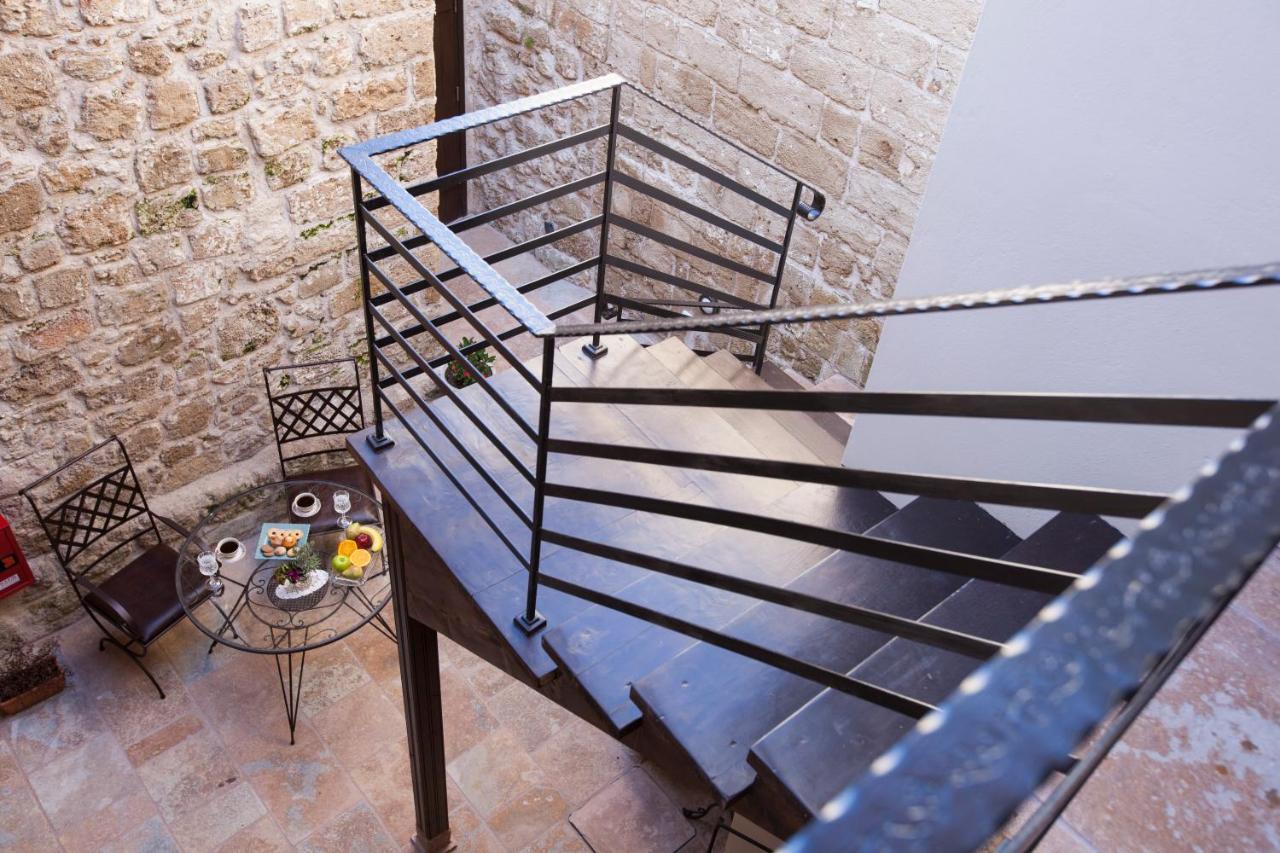 Porolithos Boutique Hotel