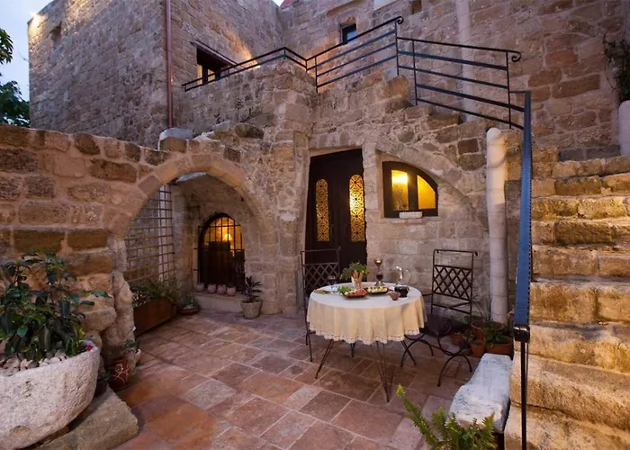 Porolithos Boutique Hotel