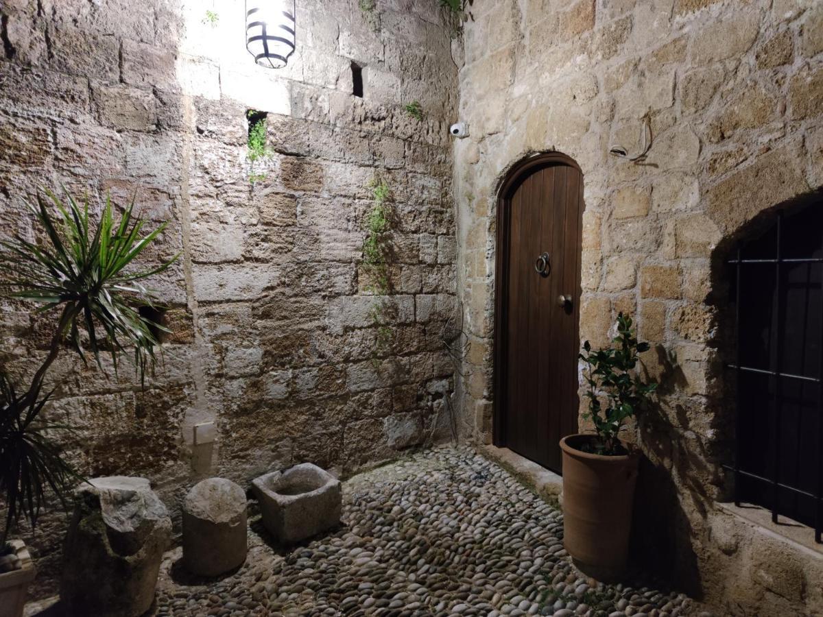 Porolithos Boutique * Rhodes City